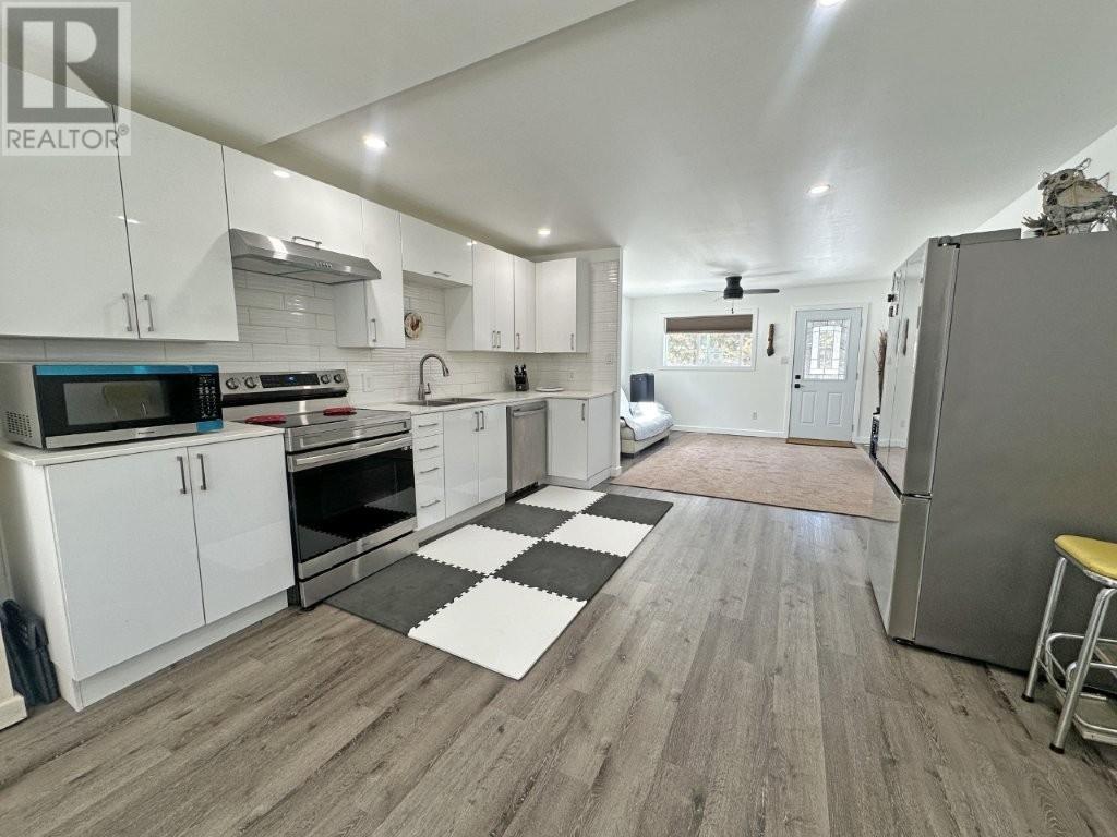 4040 Alice Ave, Thunder Bay, Ontario  P7G 2K5 - Photo 17 - TB250768