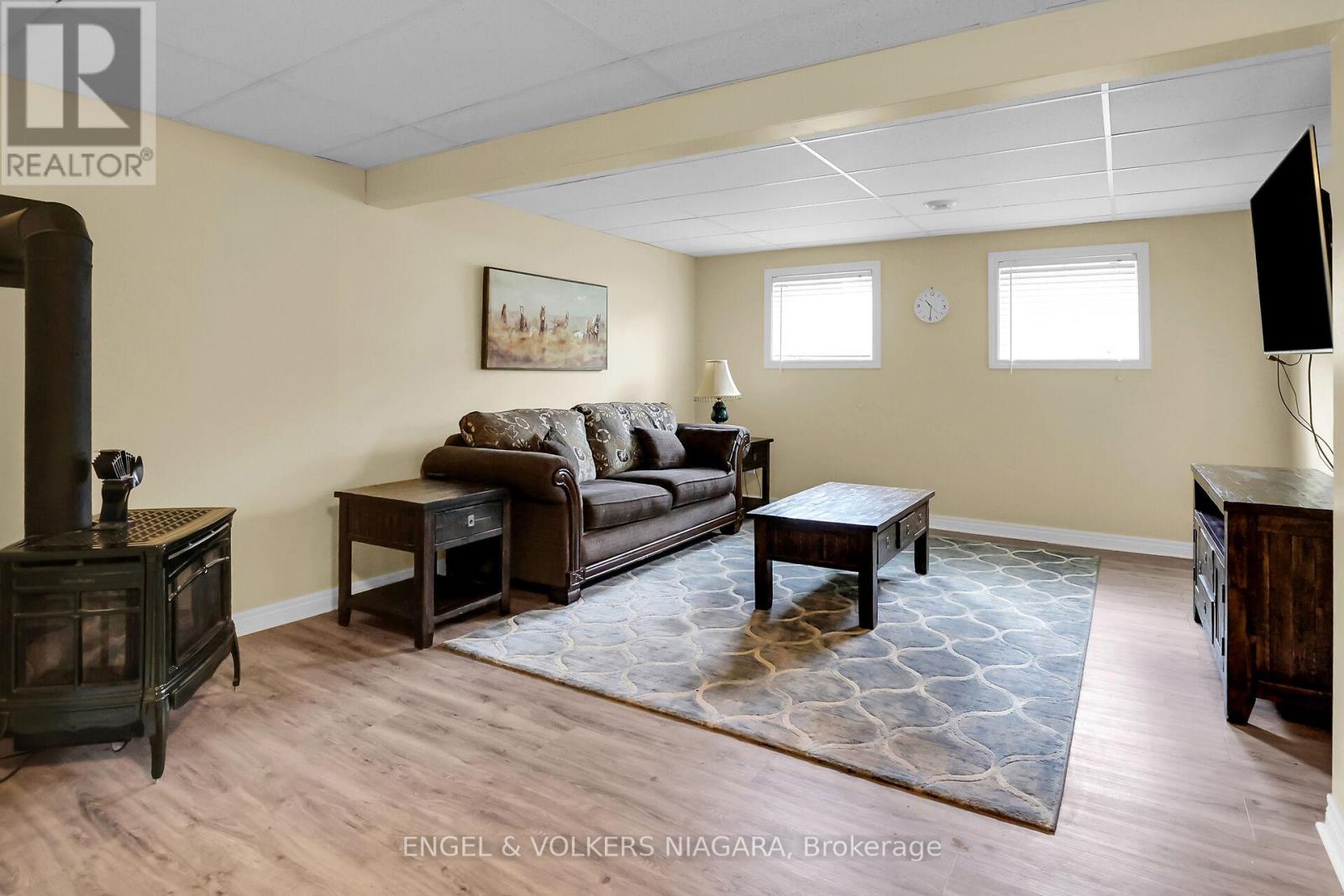 28 Cherry Ridge Boulevard N, Pelham, Ontario  L0S 1C0 - Photo 17 - X12099704