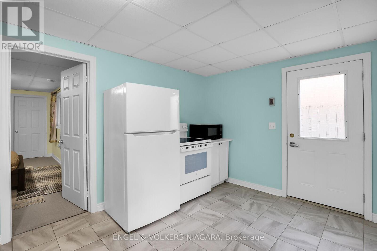 28 Cherry Ridge Boulevard N, Pelham, Ontario  L0S 1C0 - Photo 21 - X12099704