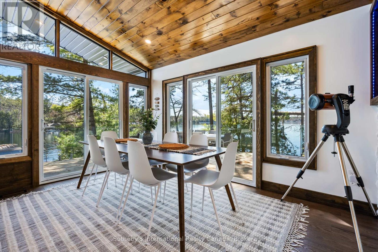 29 Beachgrove Island 33lm, Gravenhurst, Ontario  P1P 1R2 - Photo 23 - X12030072