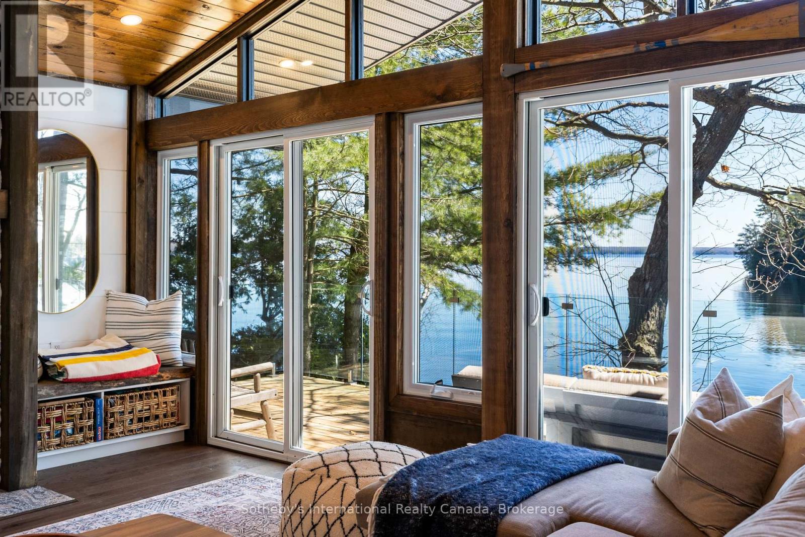 29 Beachgrove Island 33lm, Gravenhurst, Ontario  P1P 1R2 - Photo 22 - X12030072