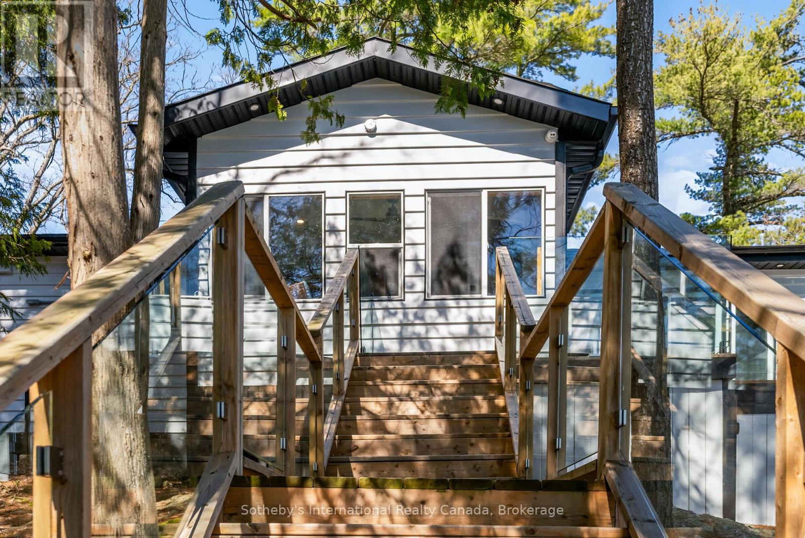29 Beachgrove Island 33lm, Gravenhurst, Ontario  P1P 1R2 - Photo 9 - X12030072