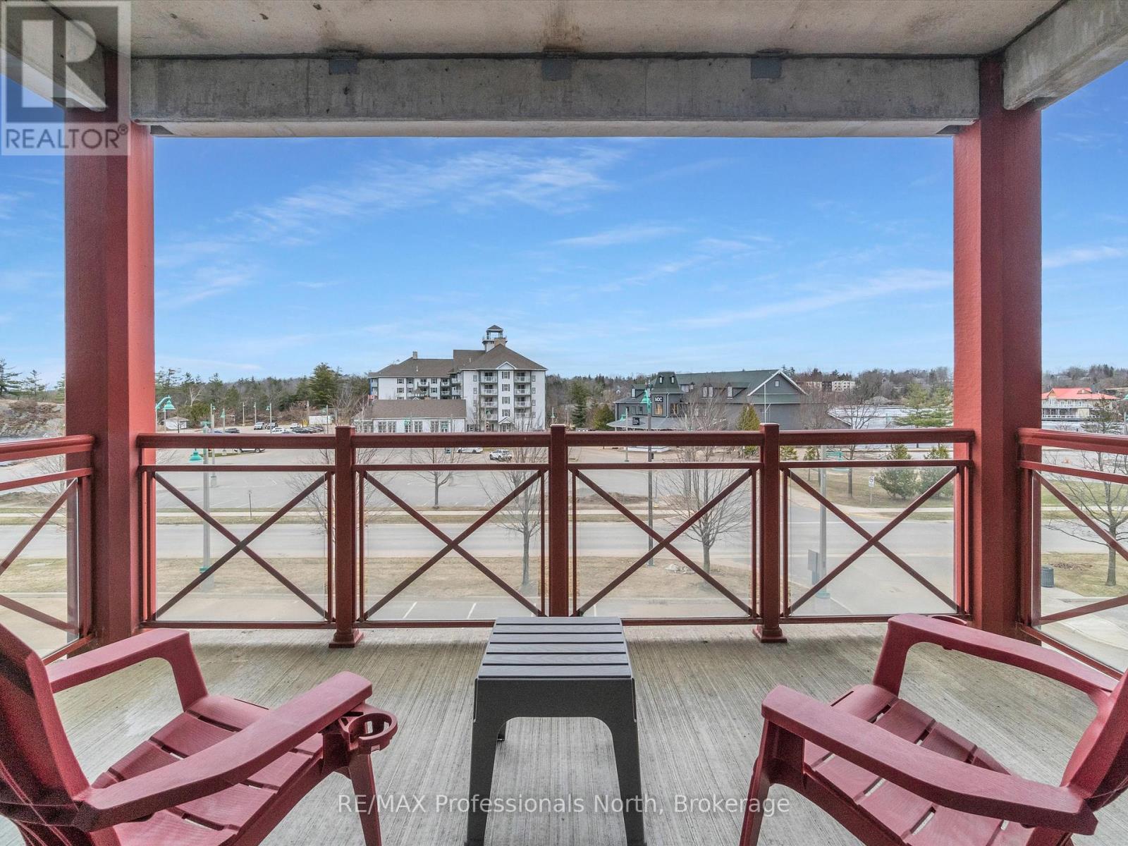 305 - 130 Steamship Bay Road, Gravenhurst, Ontario  P1P 1Z9 - Photo 11 - X12092431