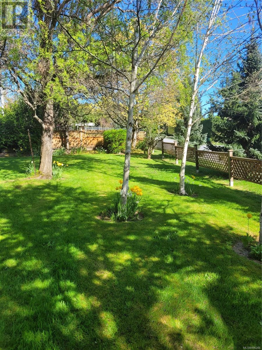 104 7070 West Saanich Rd, Central Saanich, British Columbia  V8M 1P5 - Photo 26 - 996206