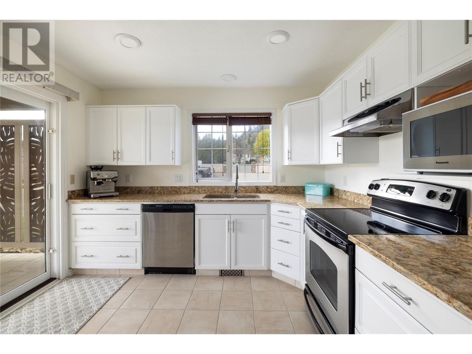 595 Yates Road Unit# 133, Kelowna, British Columbia  V1V 1P8 - Photo 5 - 10343778