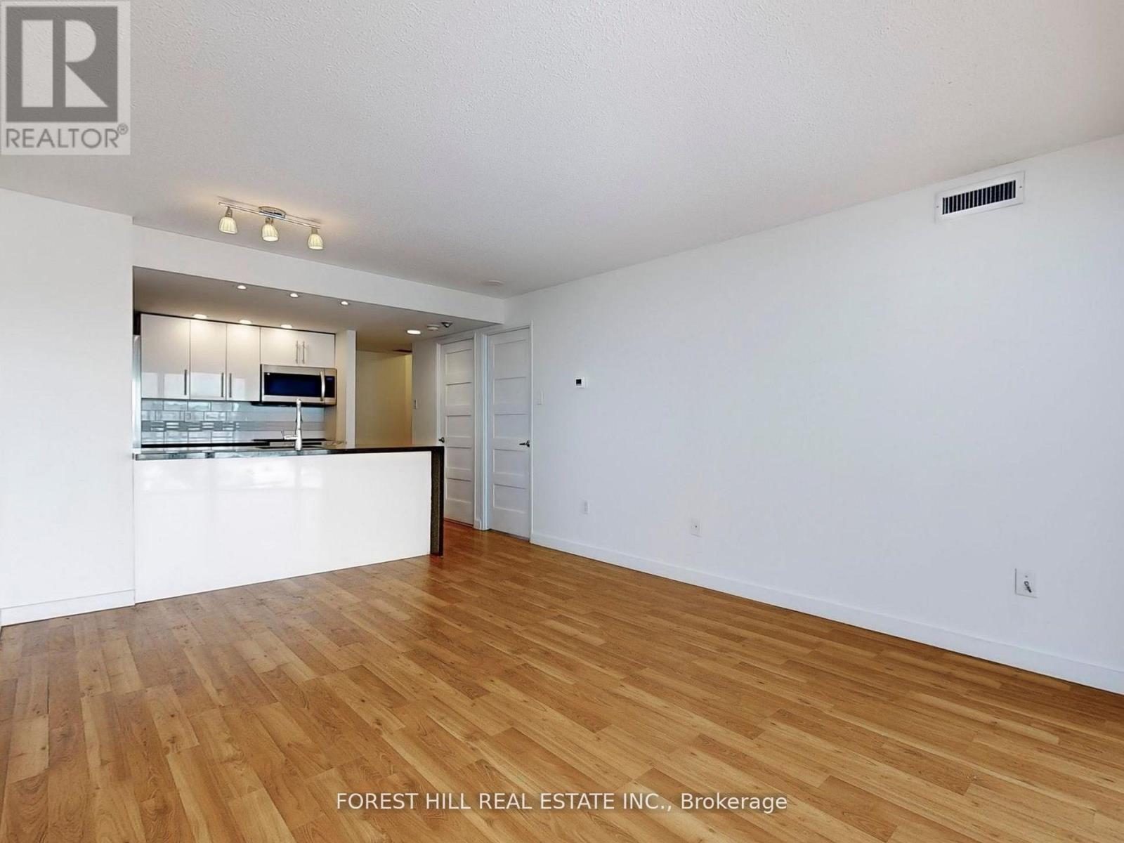 901 - 725 King Street, Toronto, Ontario  M5V 2W9 - Photo 10 - C12099670