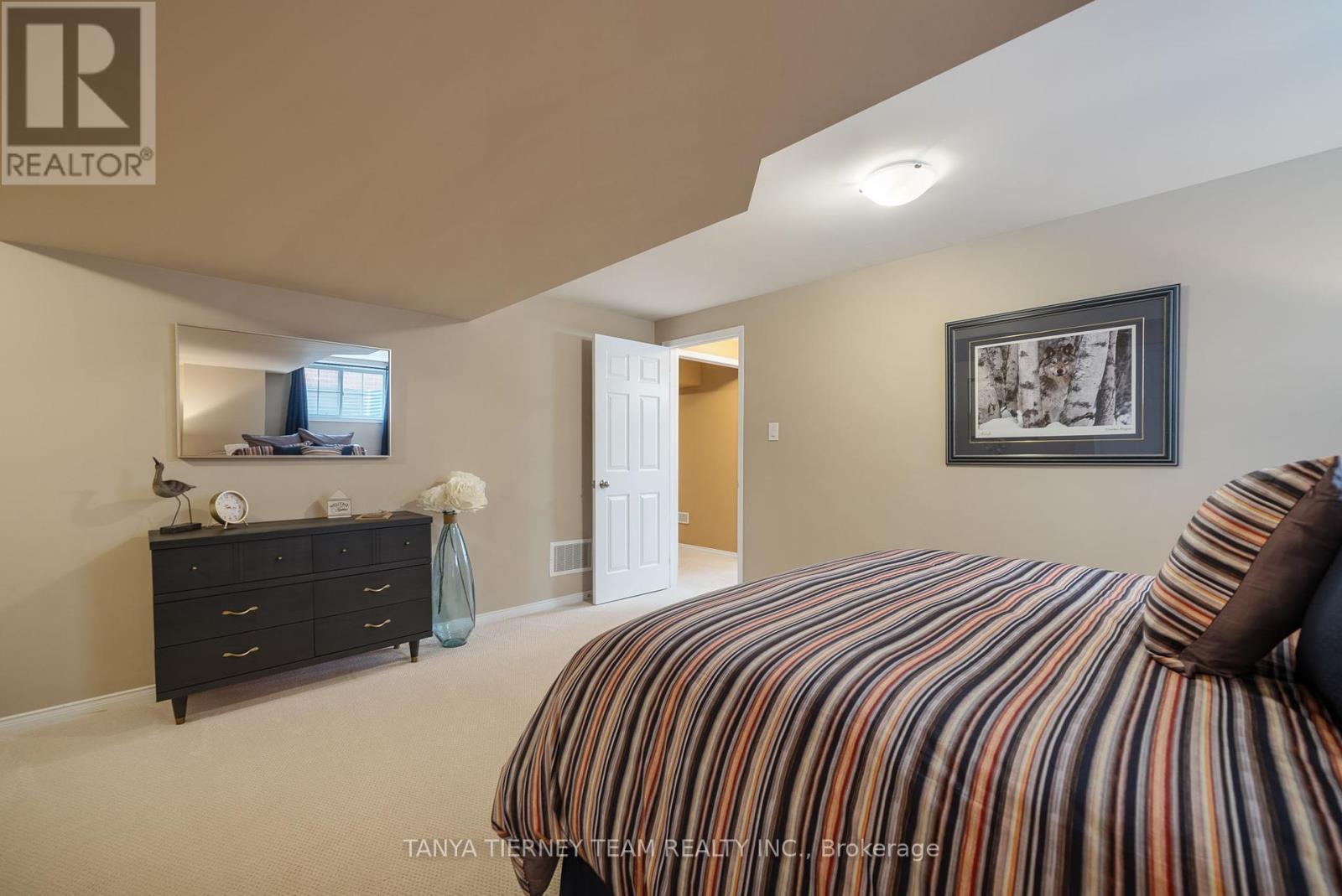 49 Montana Crescent, Whitby, Ontario  L1M 0G4 - Photo 35 - E12099697