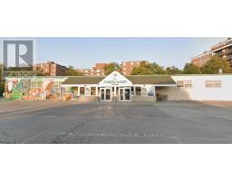 7509 YONGE STREET, Markham, Ontario