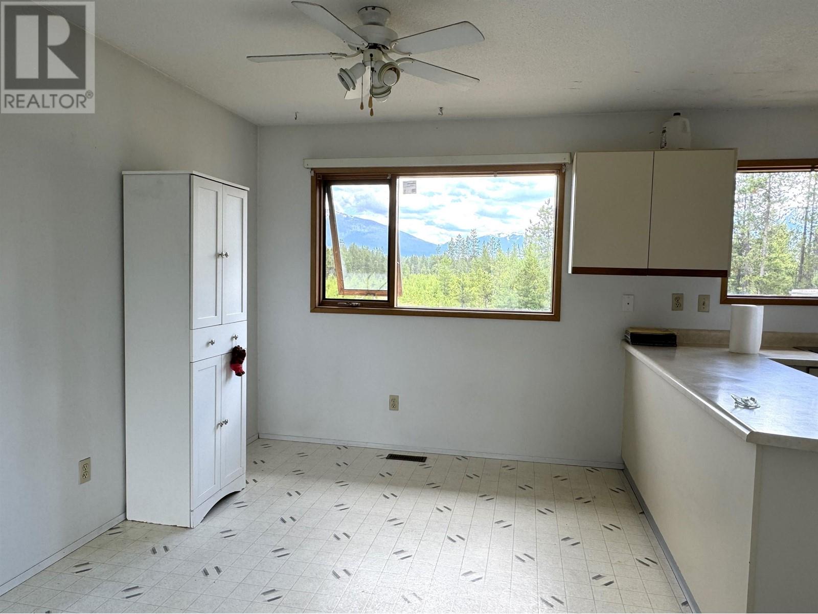 Lorem Ipsum Dol, Valemount, British Columbia  V0E  - Photo 12 - DEMO28205429
