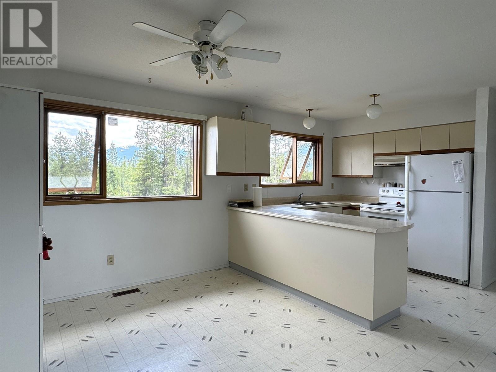 Lorem Ipsum Dol, Valemount, British Columbia  V0E  - Photo 14 - DEMO28205429