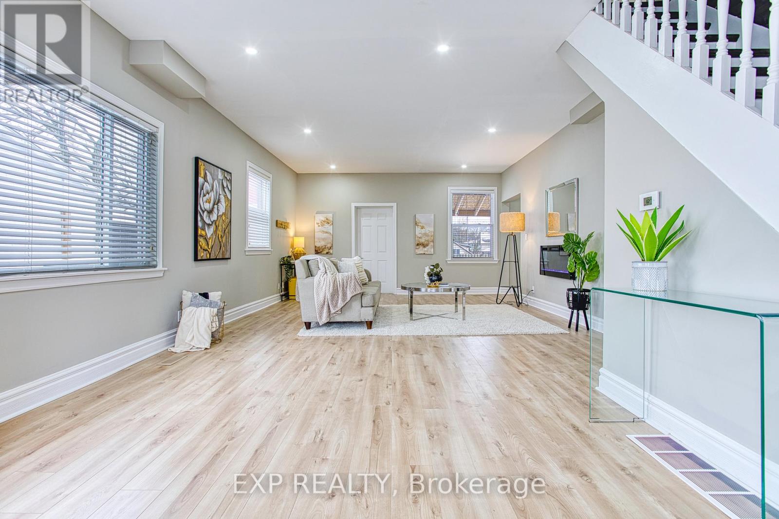 Property at 4238 ACADEMY STREET image 5
