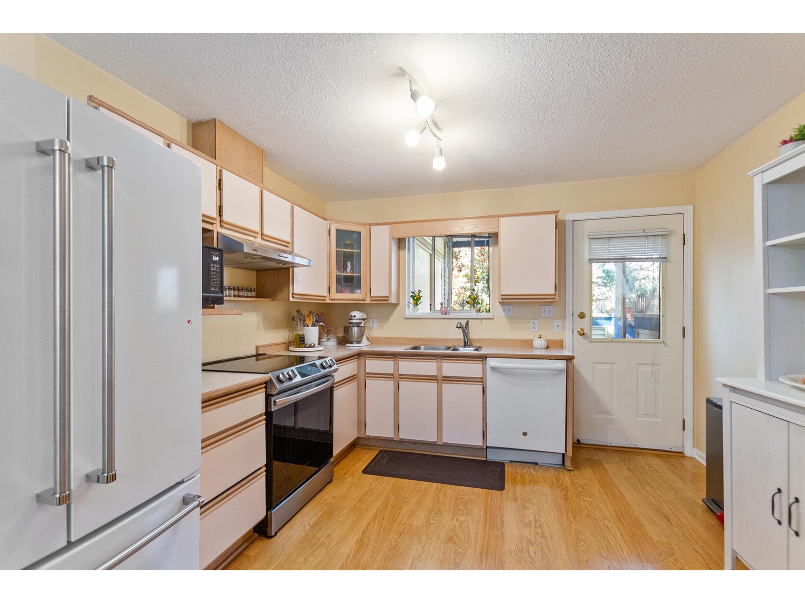 219 7837 120a Street, Surrey, British Columbia  V3W 0W9 - Photo 7 - R2990813