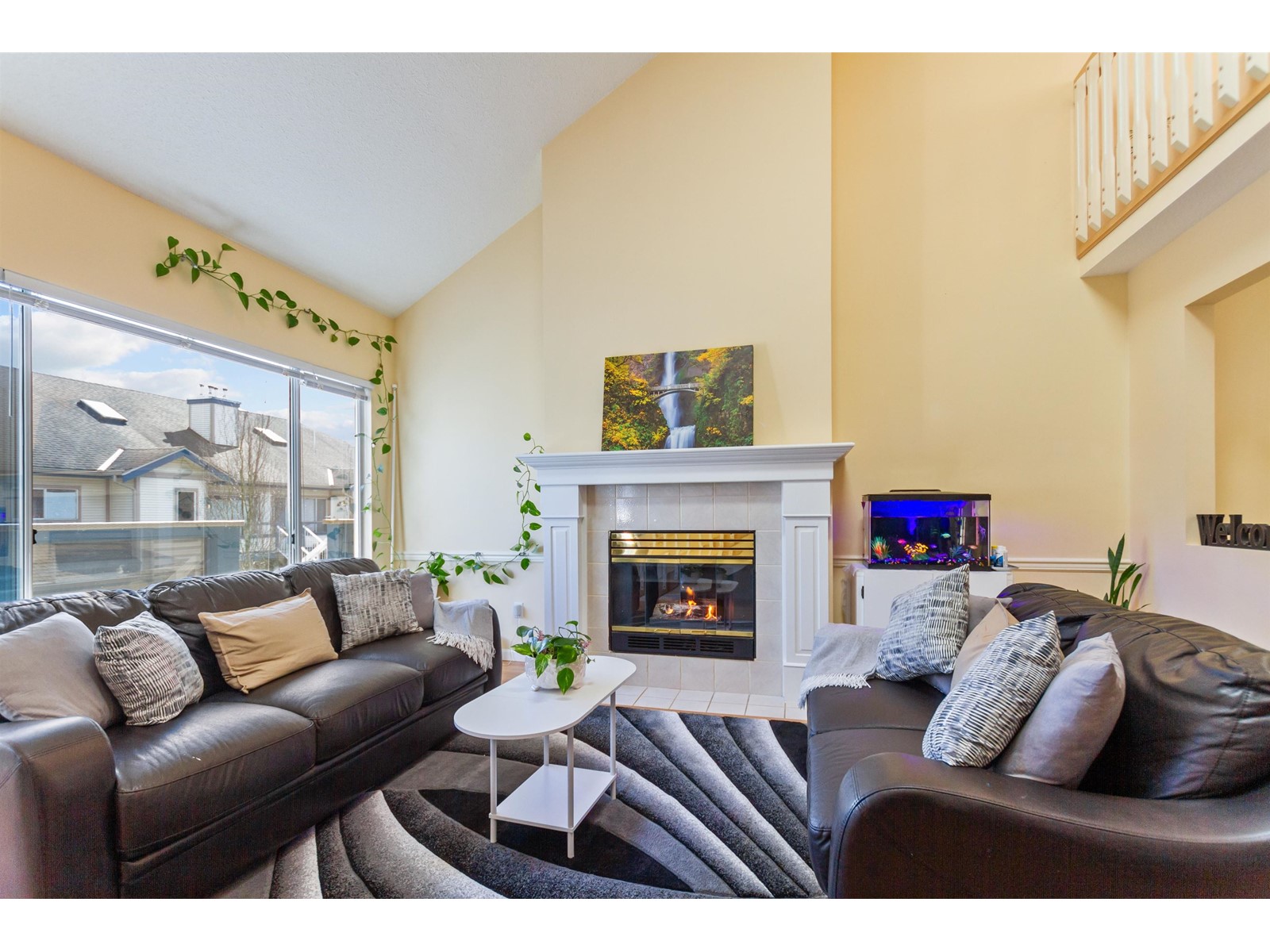 219 7837 120a Street, Surrey, British Columbia  V3W 0W9 - Photo 3 - R2990813