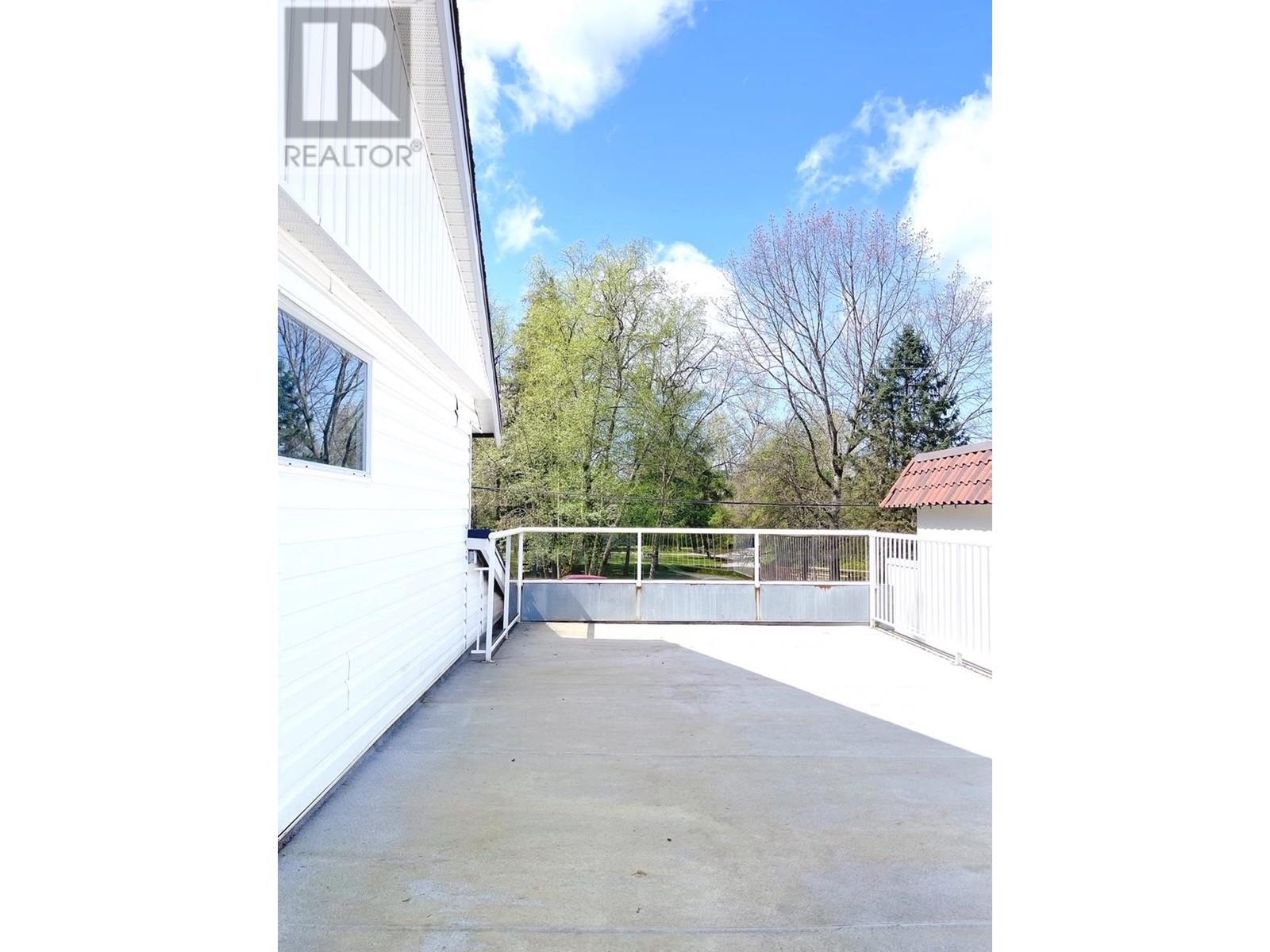677 Gatensbury Street, Coquitlam, British Columbia  V3J 5G9 - Photo 33 - R2992143