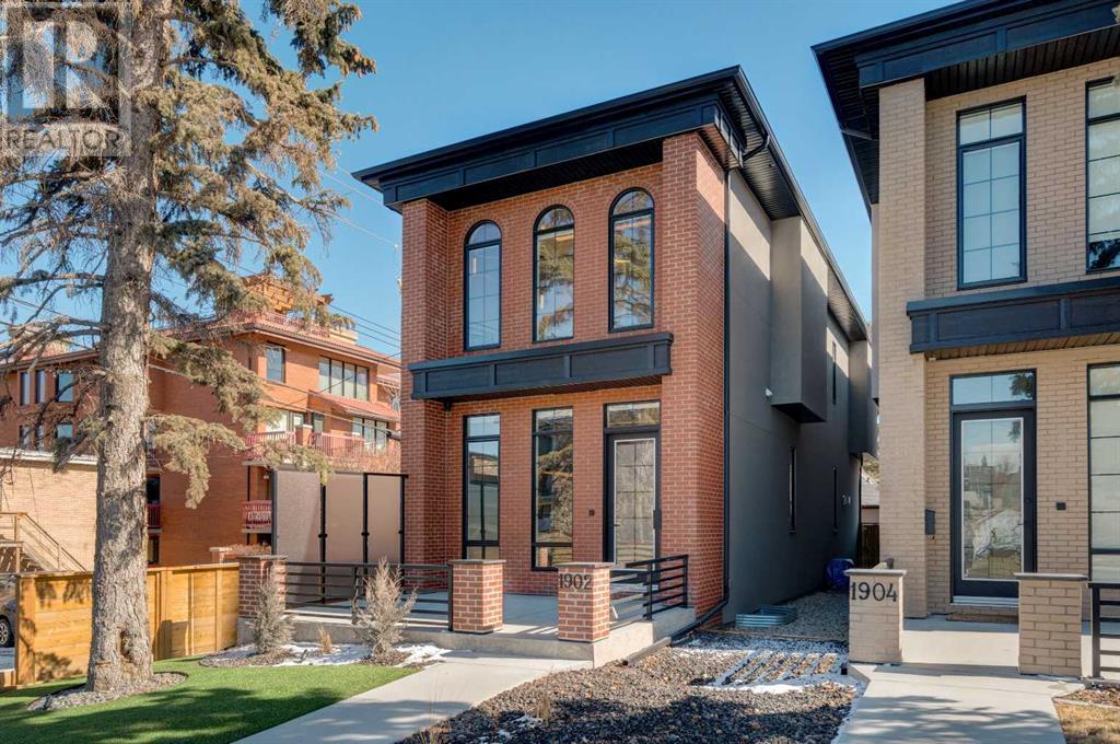 Property at 1902 13 Street SW image 3