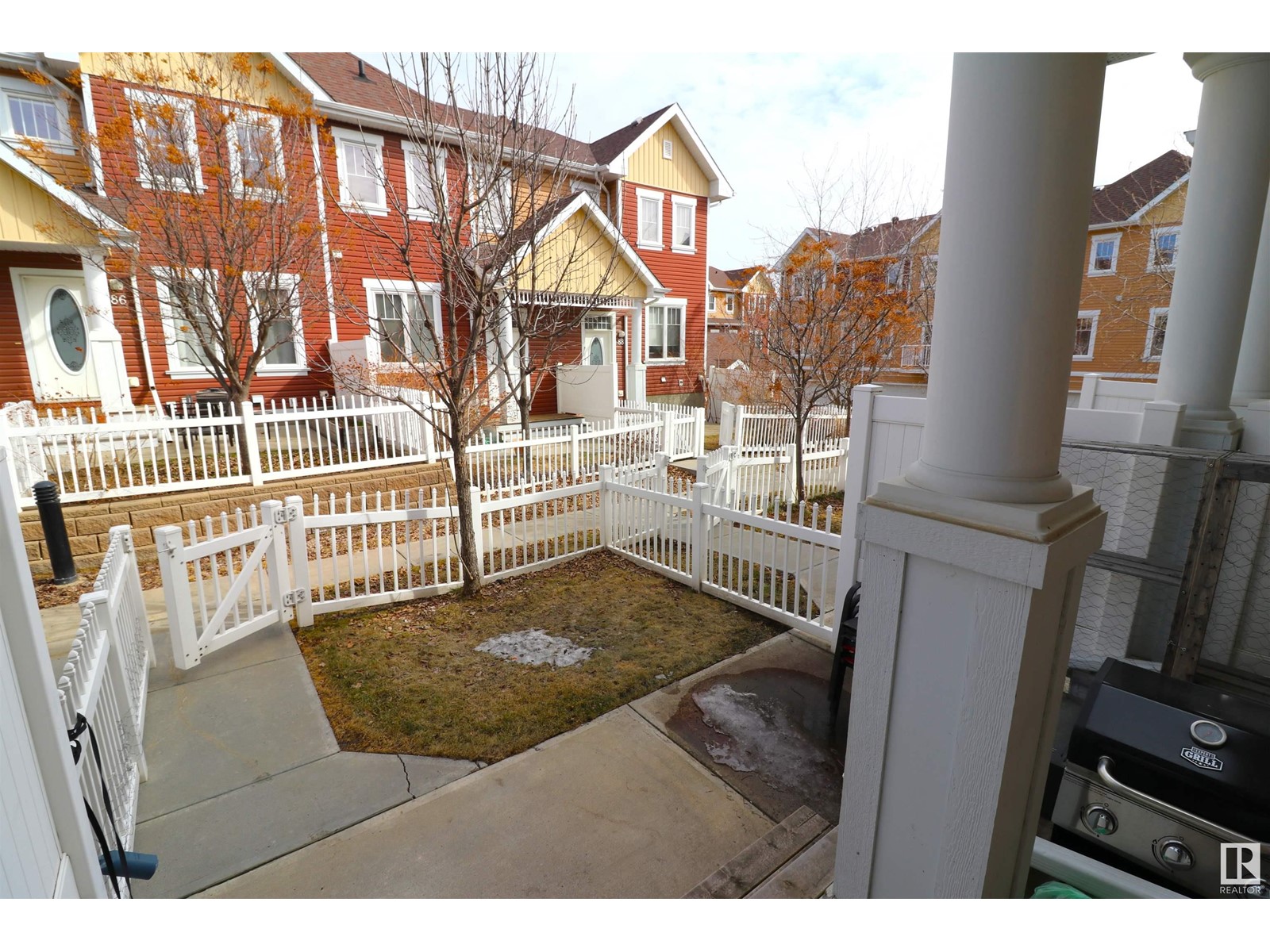 Property at #55 1623 TOWNE CENTRE BV NW image 3