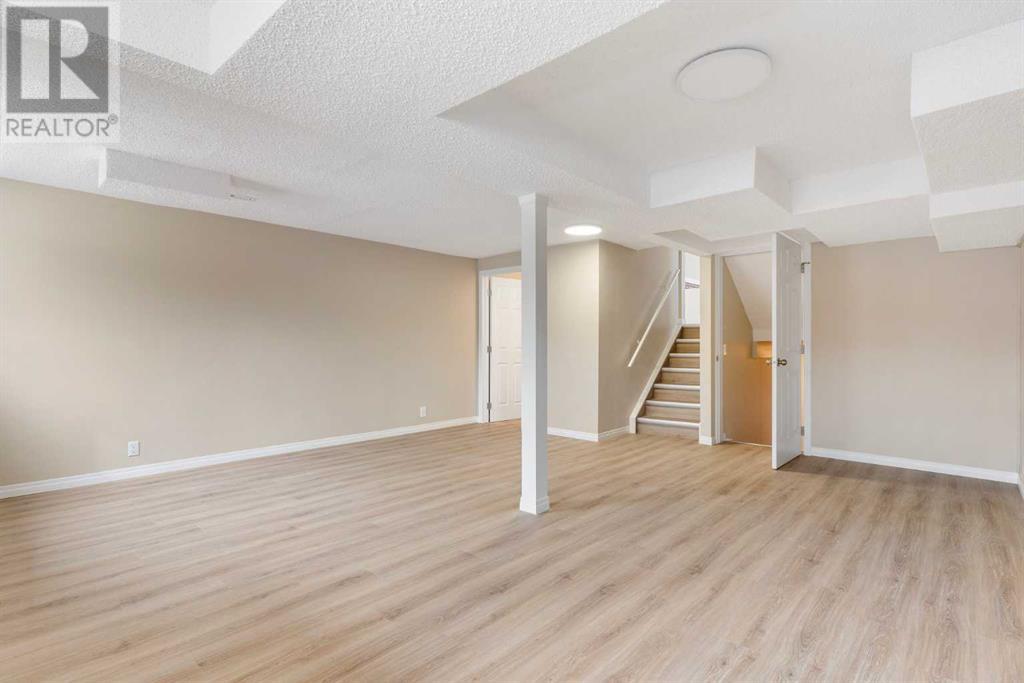 138 Sandstone Road Nw, Calgary, Alberta  T3K 2W8 - Photo 30 - A2209624