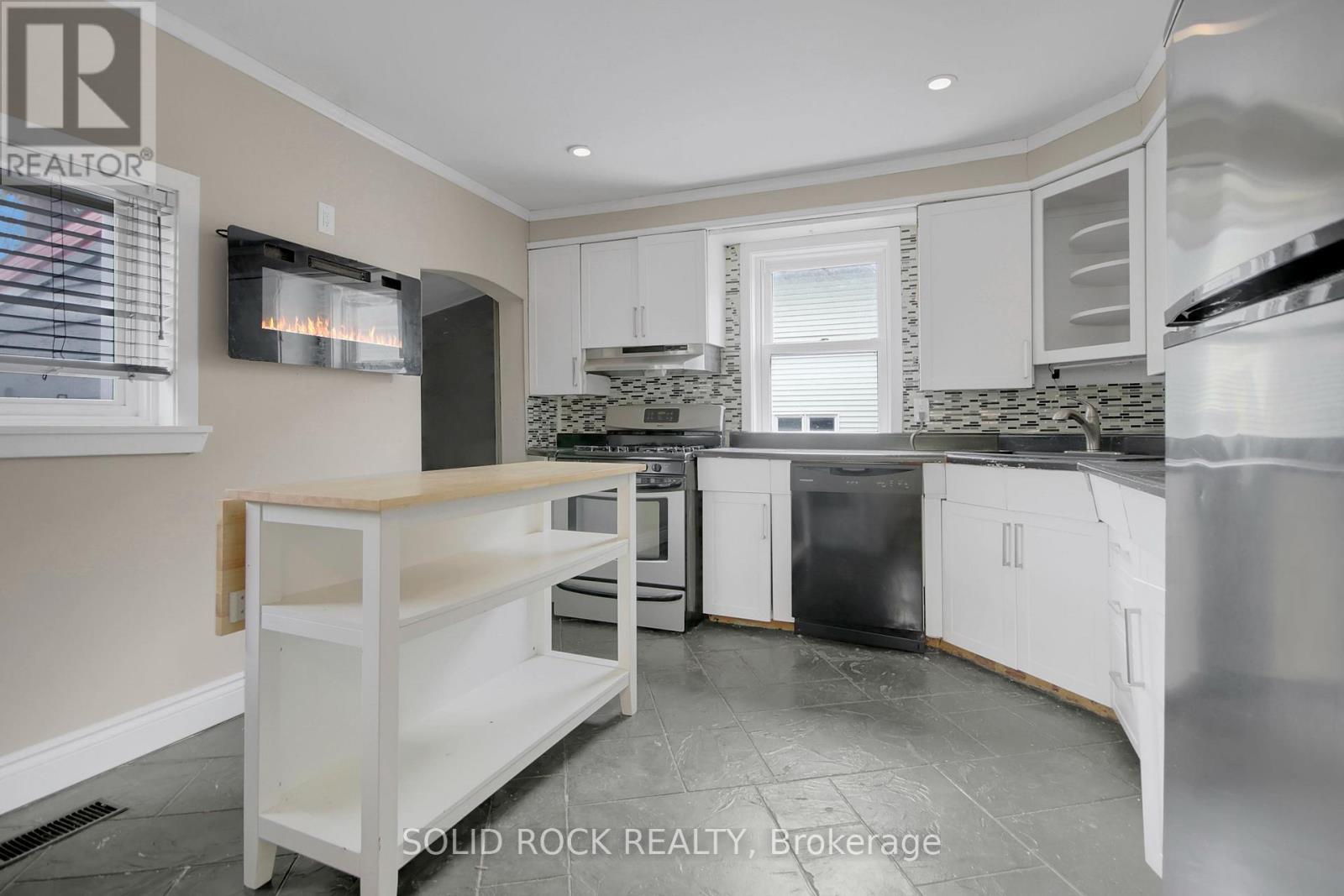 25 Burwash Street, Arnprior, Ontario  K7S 1V1 - Photo 13 - X12099793