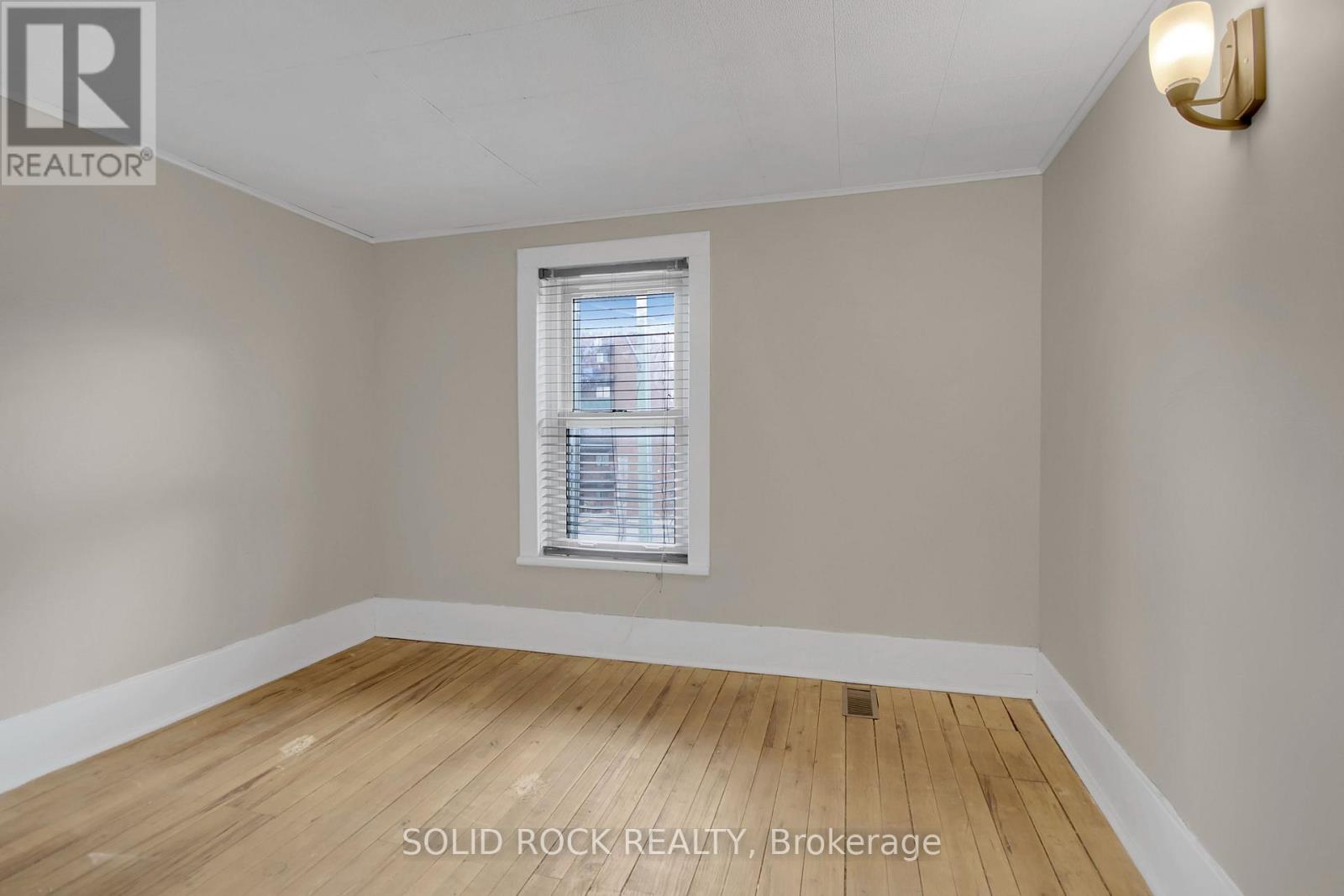 25 Burwash Street, Arnprior, Ontario  K7S 1V1 - Photo 22 - X12099793