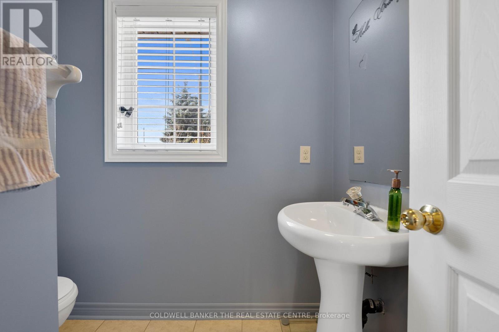 Property at 34 - 430 MAPLEVIEW DRIVE E image 3