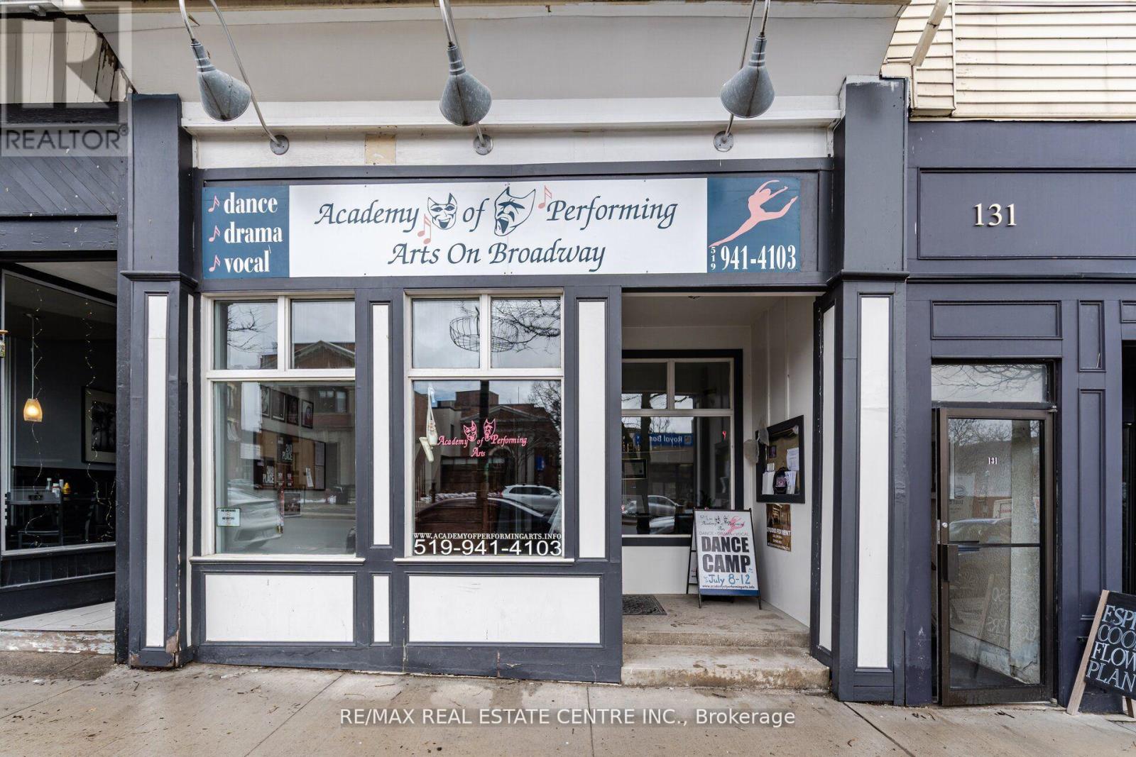 133 Broadway, Orangeville, Ontario  L9W 1K2 - Photo 2 - W12099792