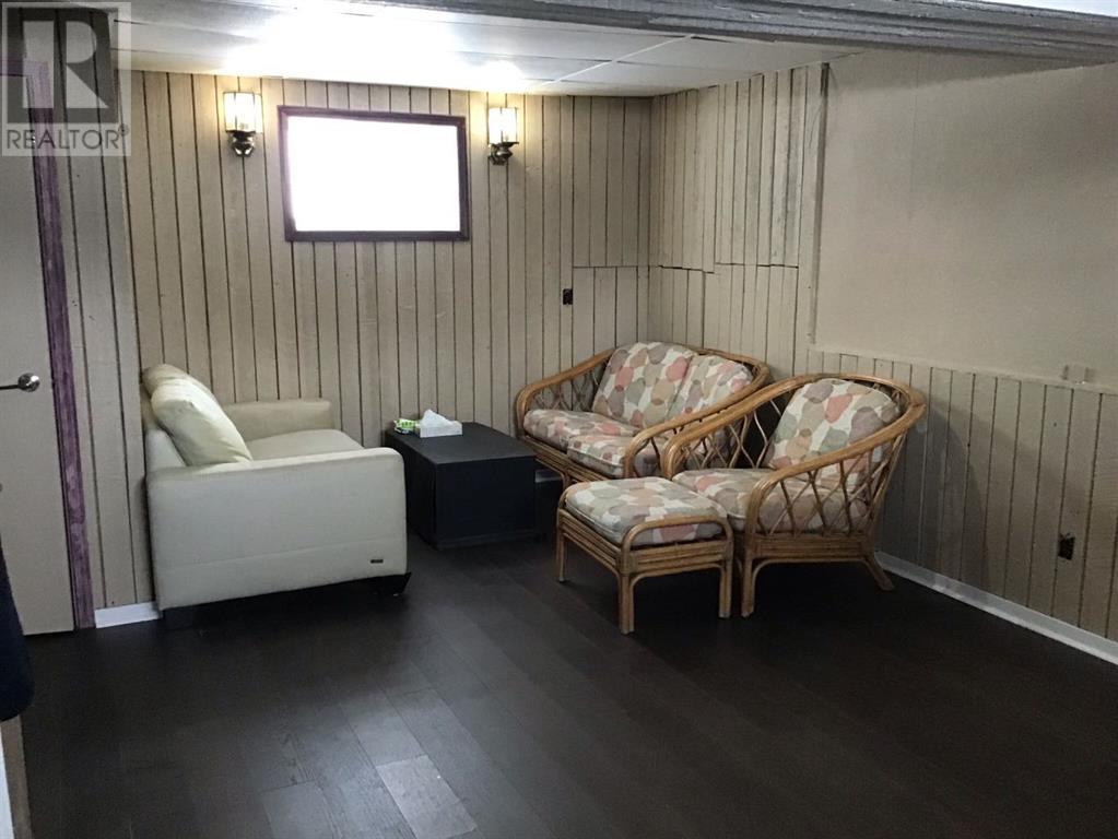 Property at 5112 48 Street image 3