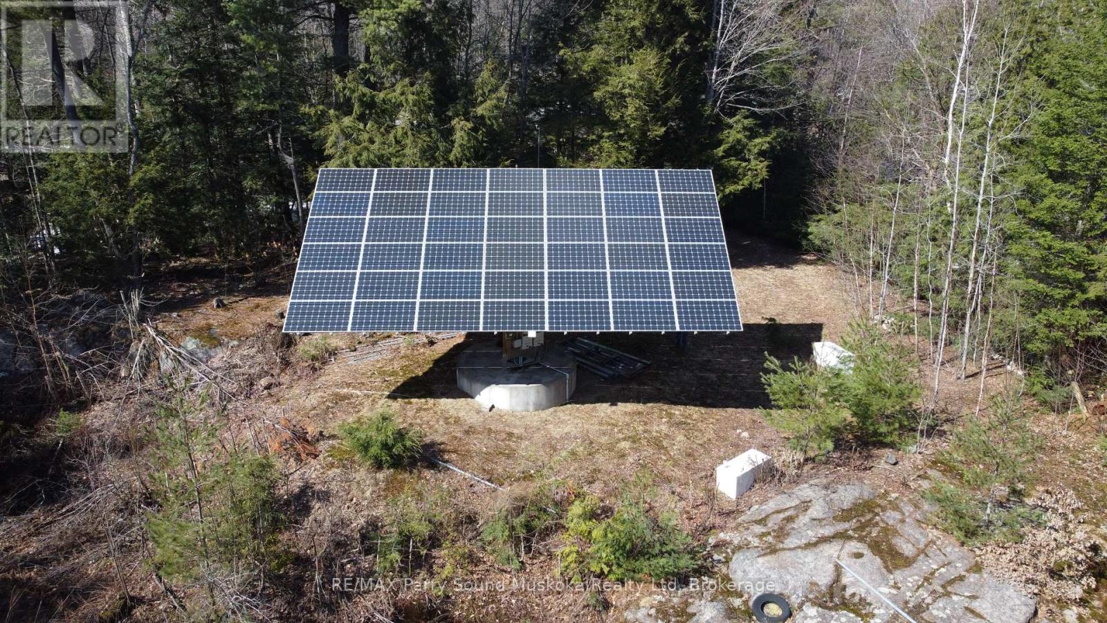 463 Highway 518 Highway, Seguin, Ontario  P2A 0B2 - Photo 7 - X12069886