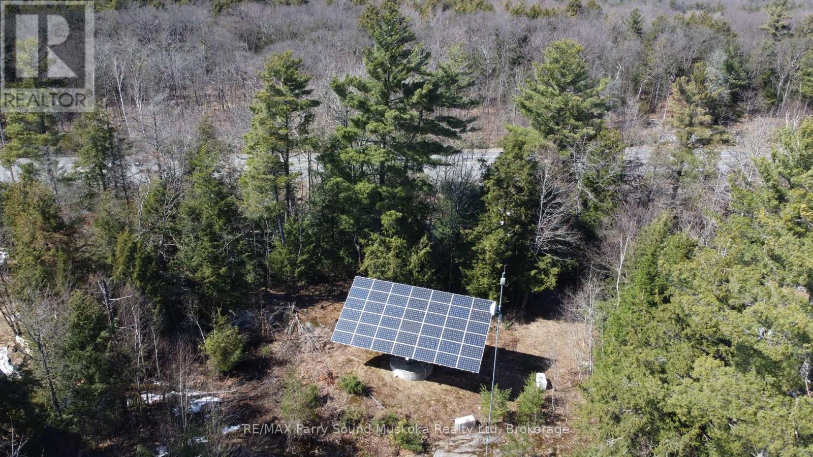 463 Highway 518 Highway, Seguin, Ontario  P2A 0B2 - Photo 4 - X12069886