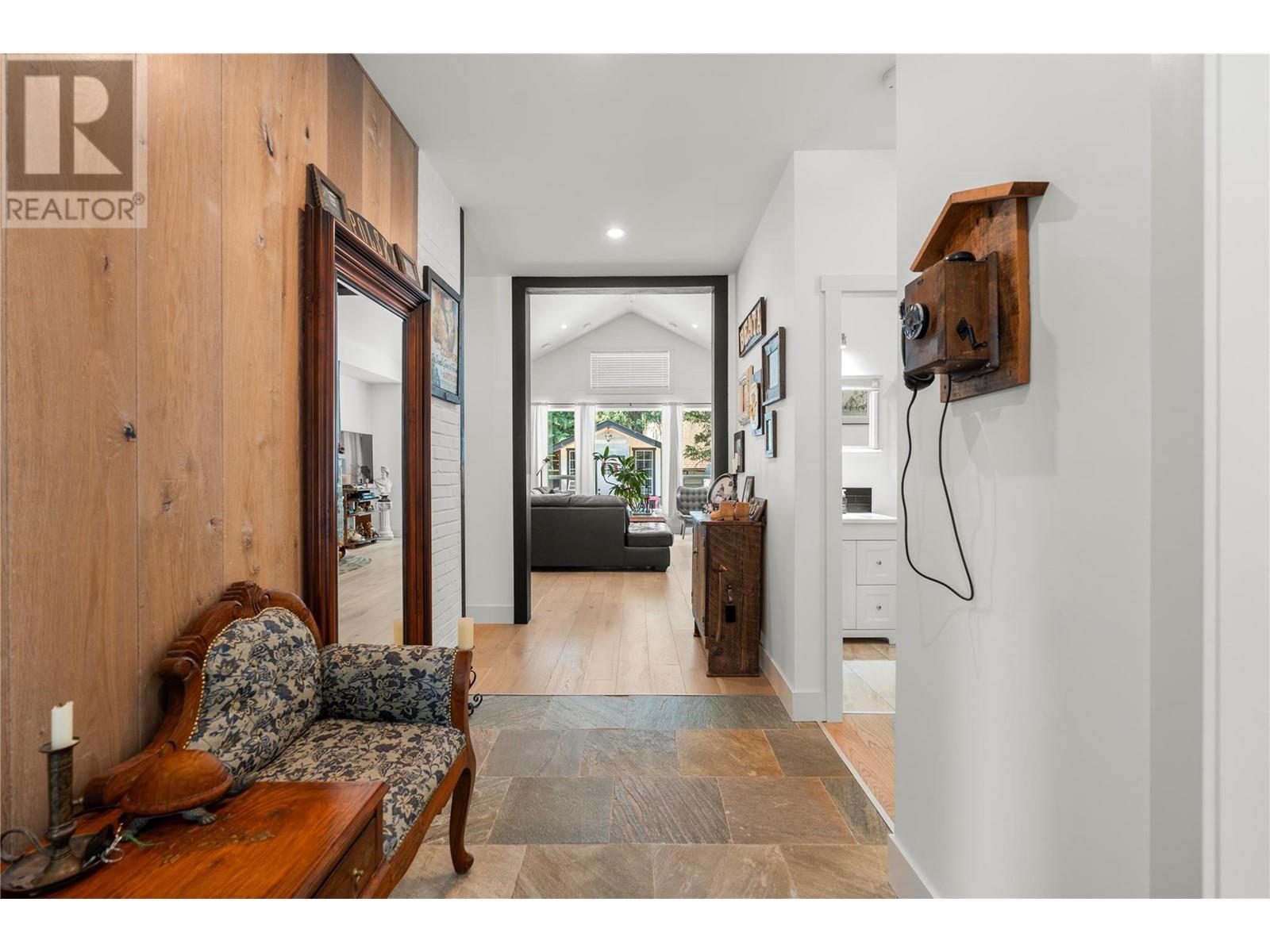 Property at 335 Evergreen Way image 2