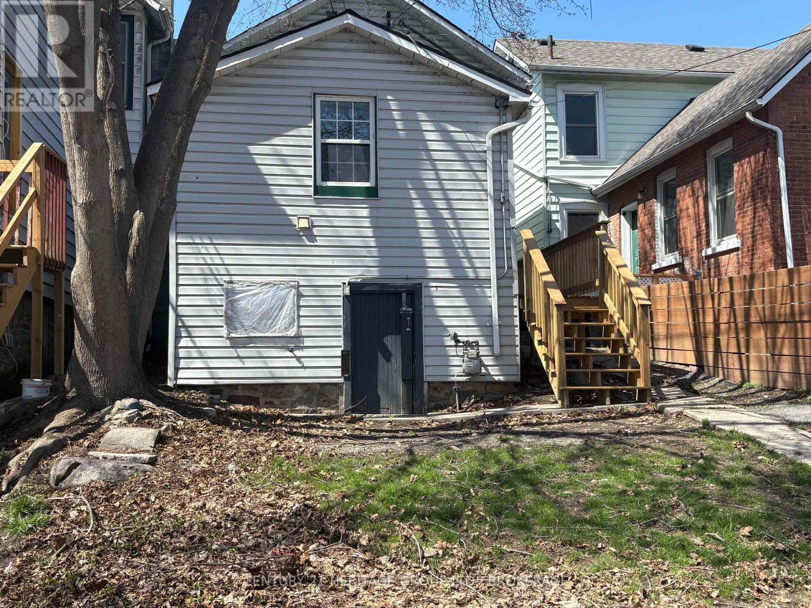 243 King Street E, Gananoque, Ontario  K7G 1G4 - Photo 12 - X12099815
