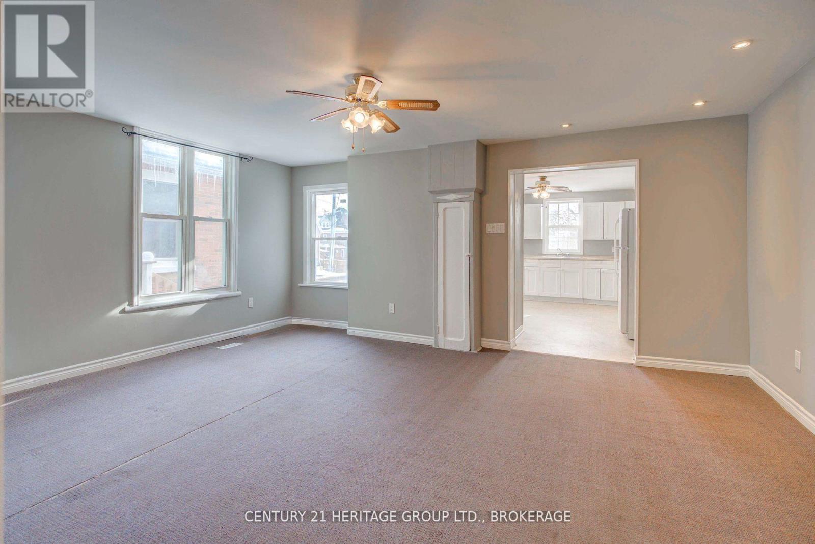 243 King Street E, Gananoque, Ontario  K7G 1G4 - Photo 5 - X12099815