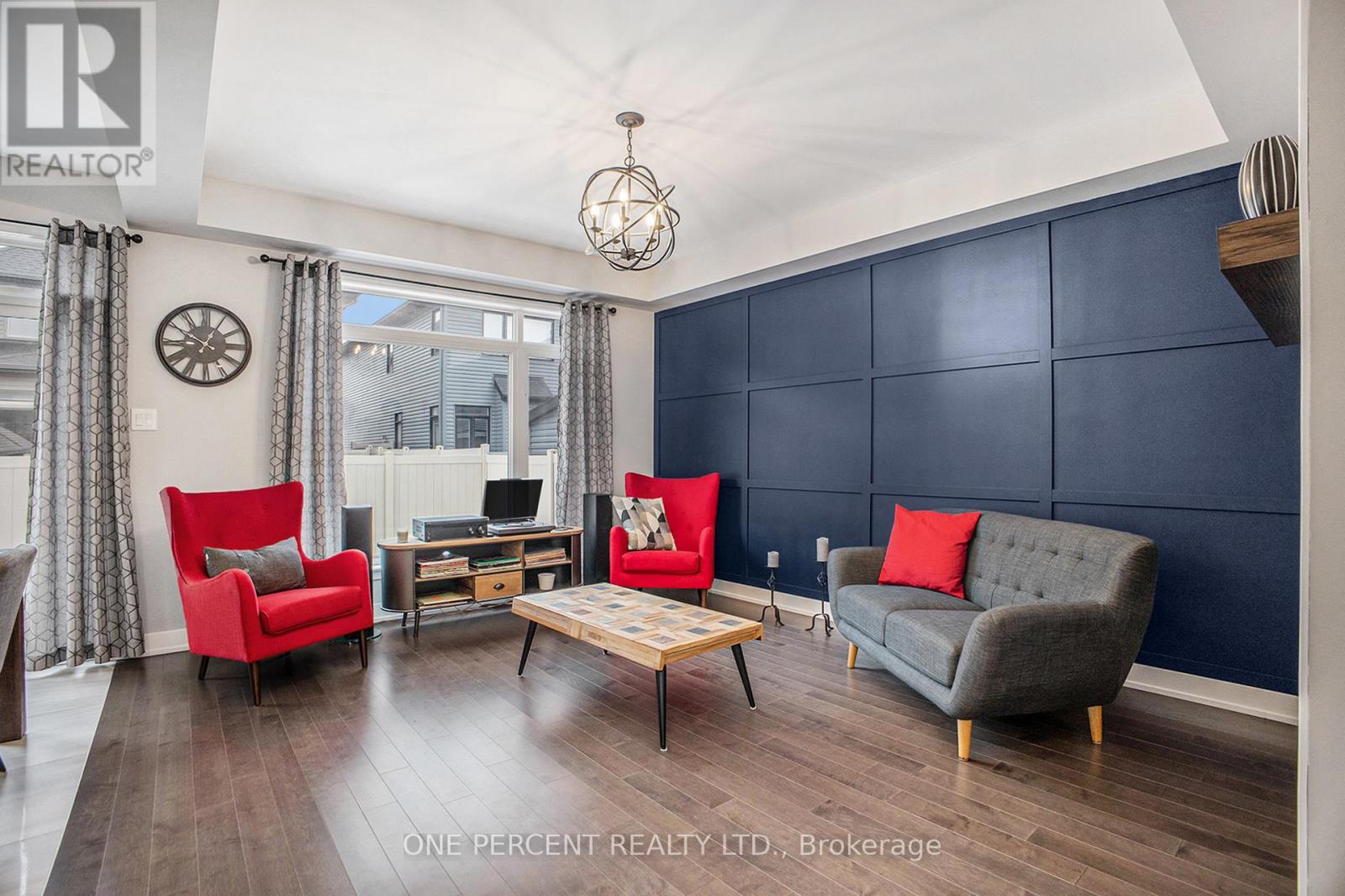 241 Fountainhead Drive, Ottawa, Ontario  K1W 0H3 - Photo 4 - X12099830