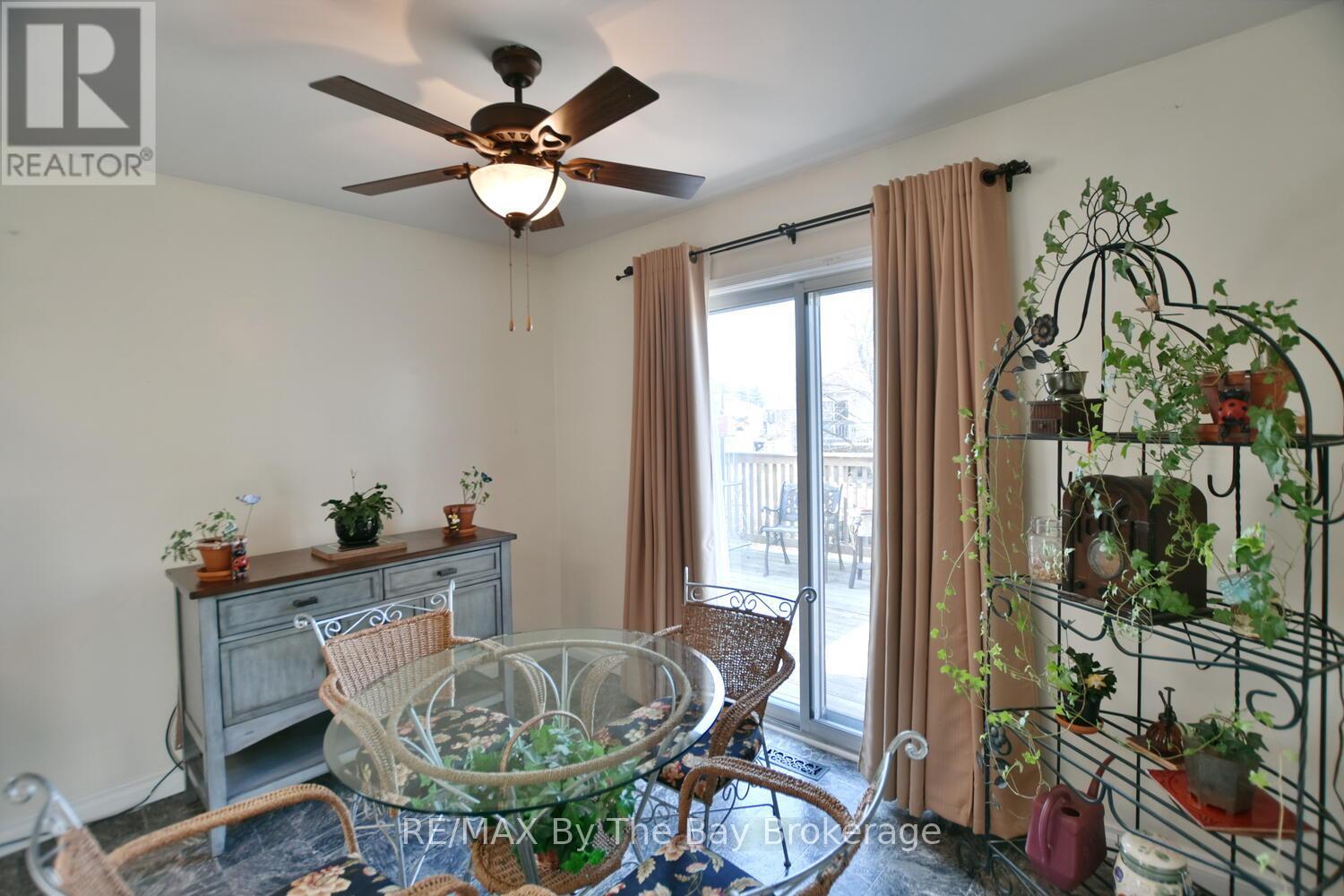 41 Evergreen Crescent, Wasaga Beach, Ontario  L9Z 1B6 - Photo 12 - S12099826