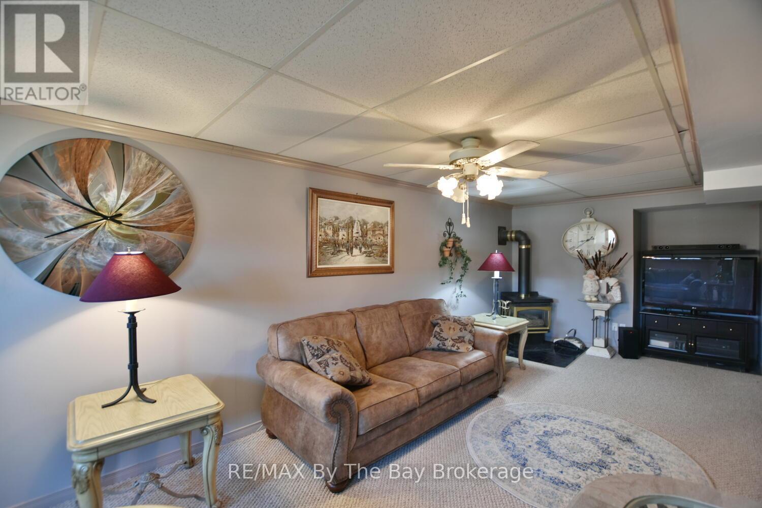 41 Evergreen Crescent, Wasaga Beach, Ontario  L9Z 1B6 - Photo 27 - S12099826
