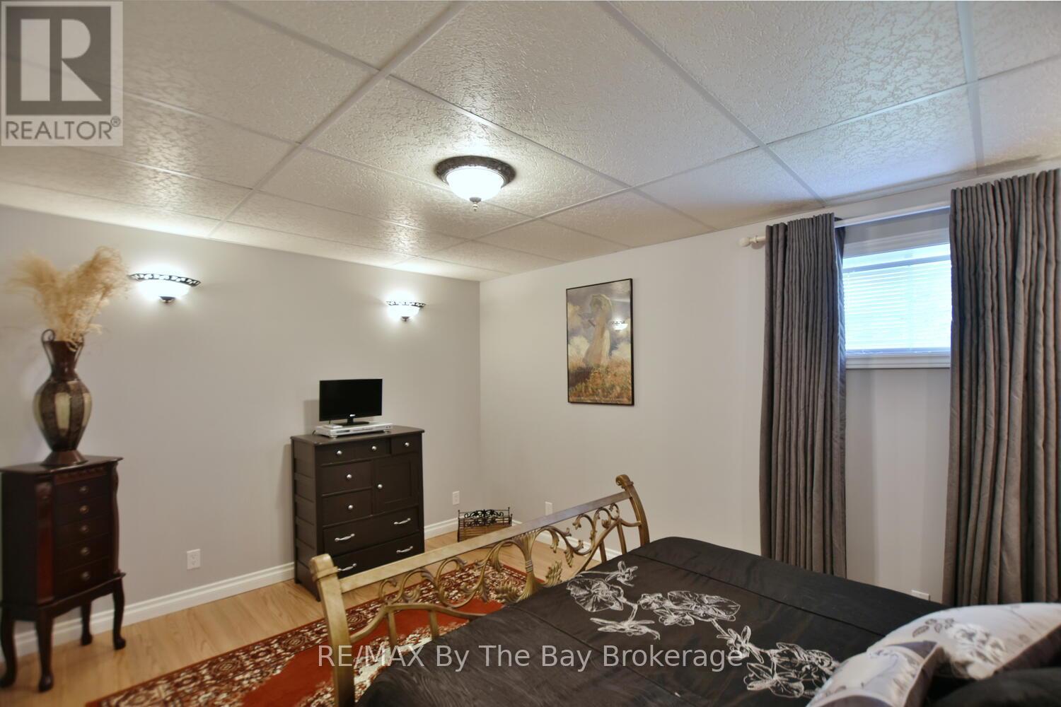 41 Evergreen Crescent, Wasaga Beach, Ontario  L9Z 1B6 - Photo 34 - S12099826