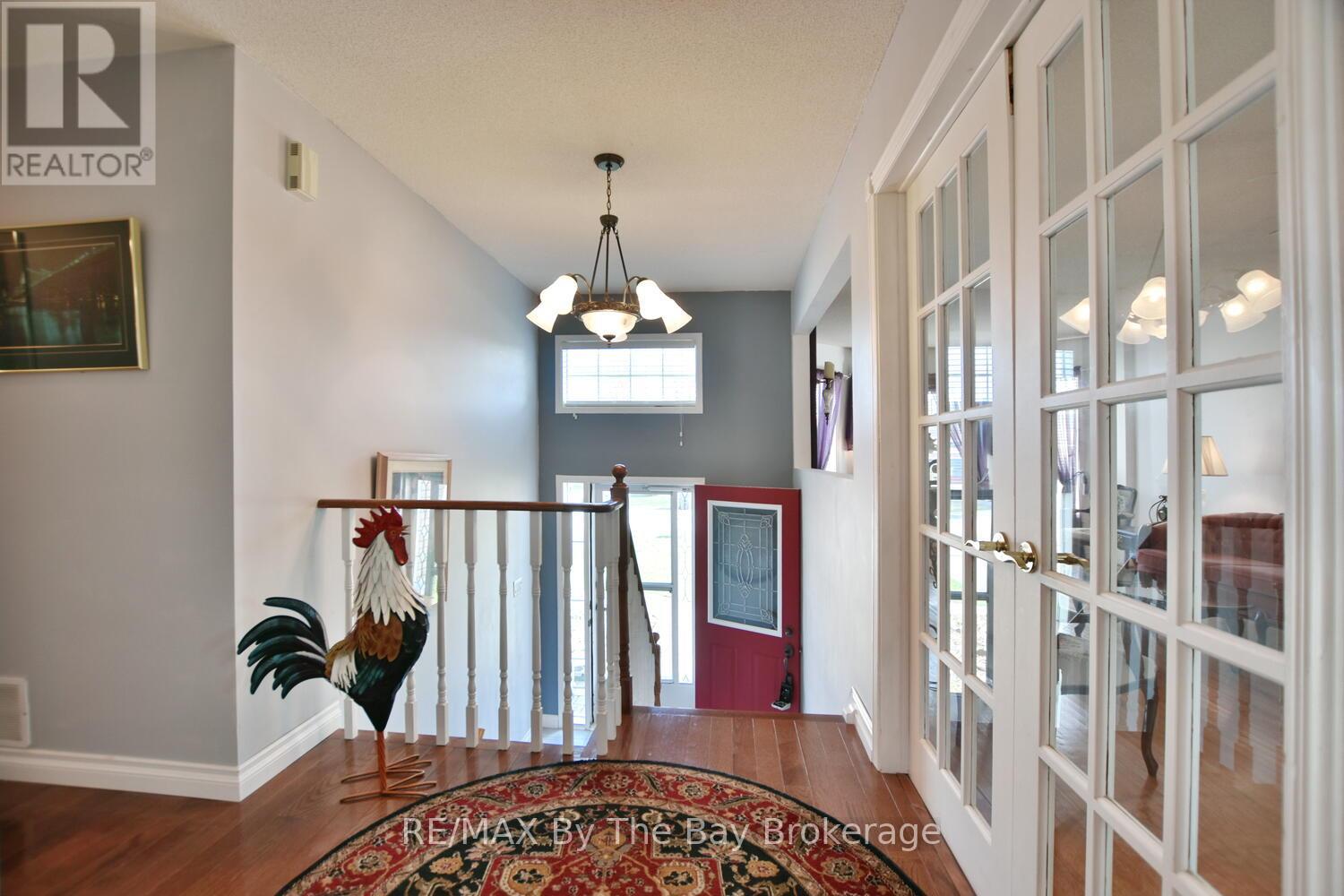 Property at 41 EVERGREEN CRESCENT image 4