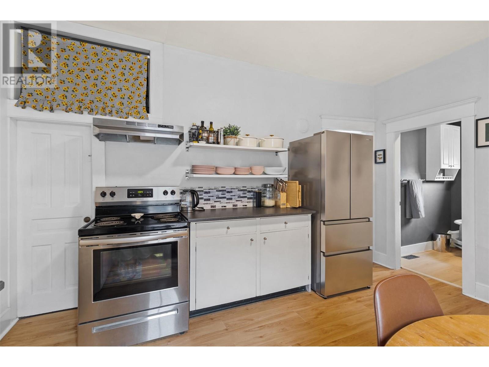 Property at 342 St Paul St Paul Street W image 5