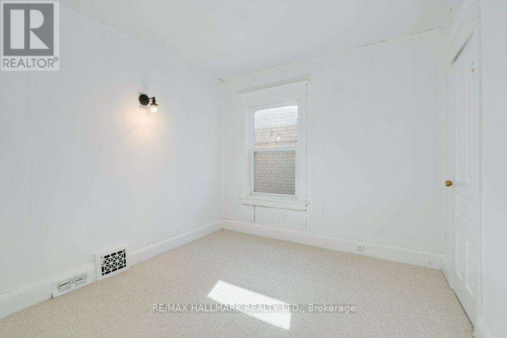 935 Kingston Road, Toronto, Ontario  M4E 1S6 - Photo 10 - E12099852