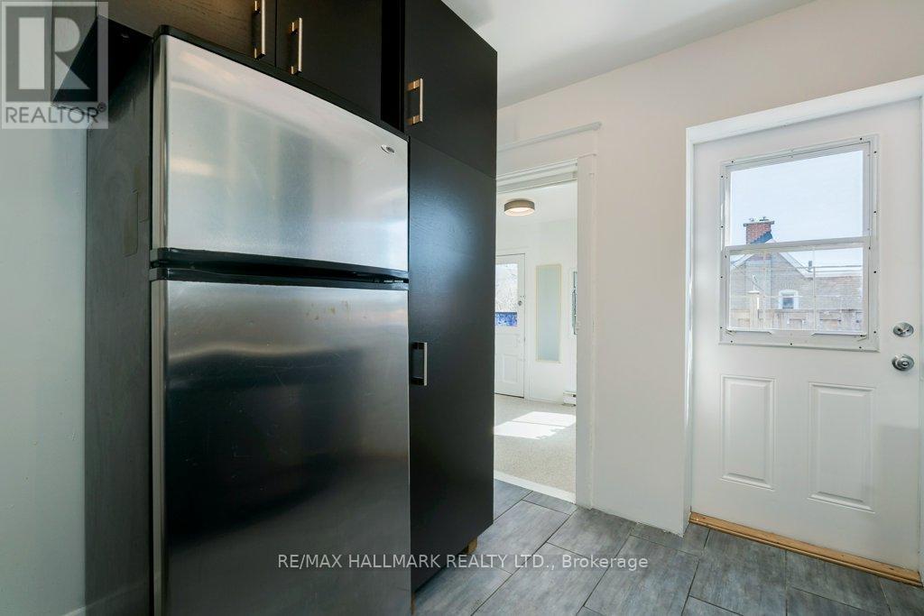 935 Kingston Road, Toronto, Ontario  M4E 1S6 - Photo 12 - E12099852