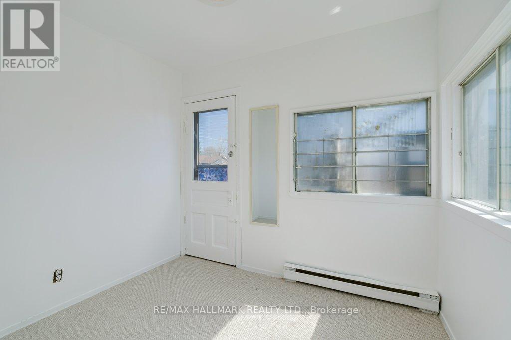 935 Kingston Road, Toronto, Ontario  M4E 1S6 - Photo 13 - E12099852