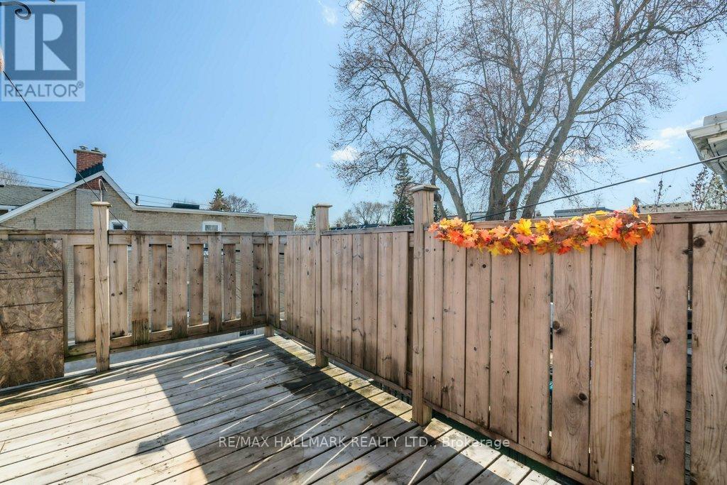935 Kingston Road, Toronto, Ontario  M4E 1S6 - Photo 14 - E12099852