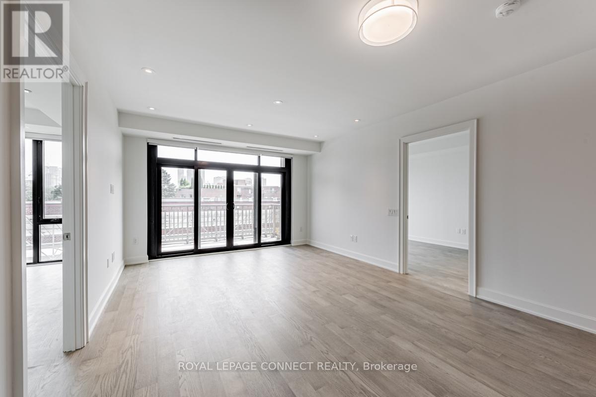 512 - 1 Strathgowan Avenue, Toronto, Ontario  M4N 2H8 - Photo 8 - C12099781