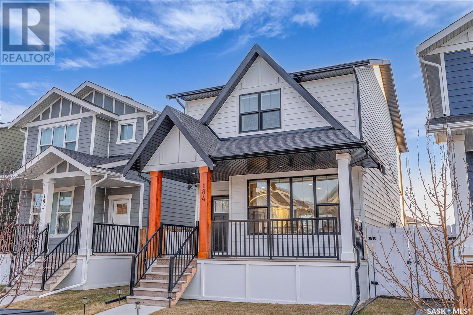 Property at 184 Rosewood BOULEVARD E image 1