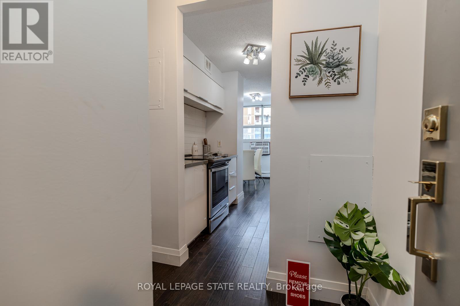 Property at 607 - 1950 MAIN STREET W image 5