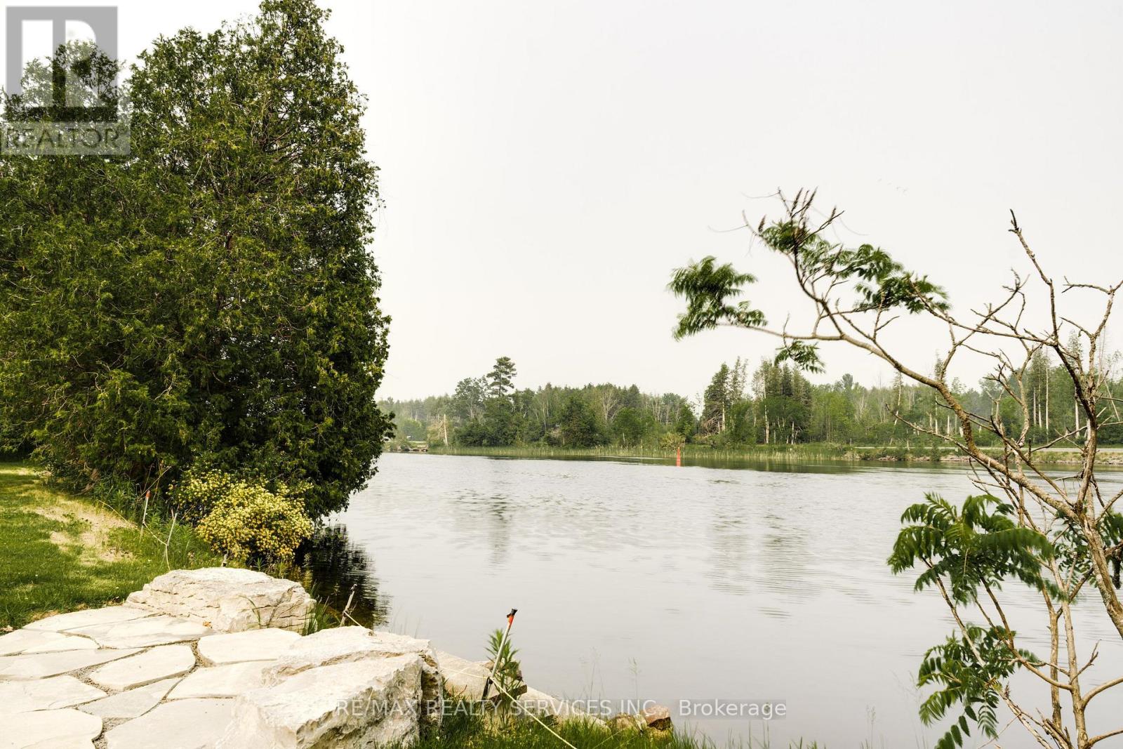 885 Glen Cedar Drive, Selwyn, Ontario  K9J 6X5 - Photo 25 - X12099824
