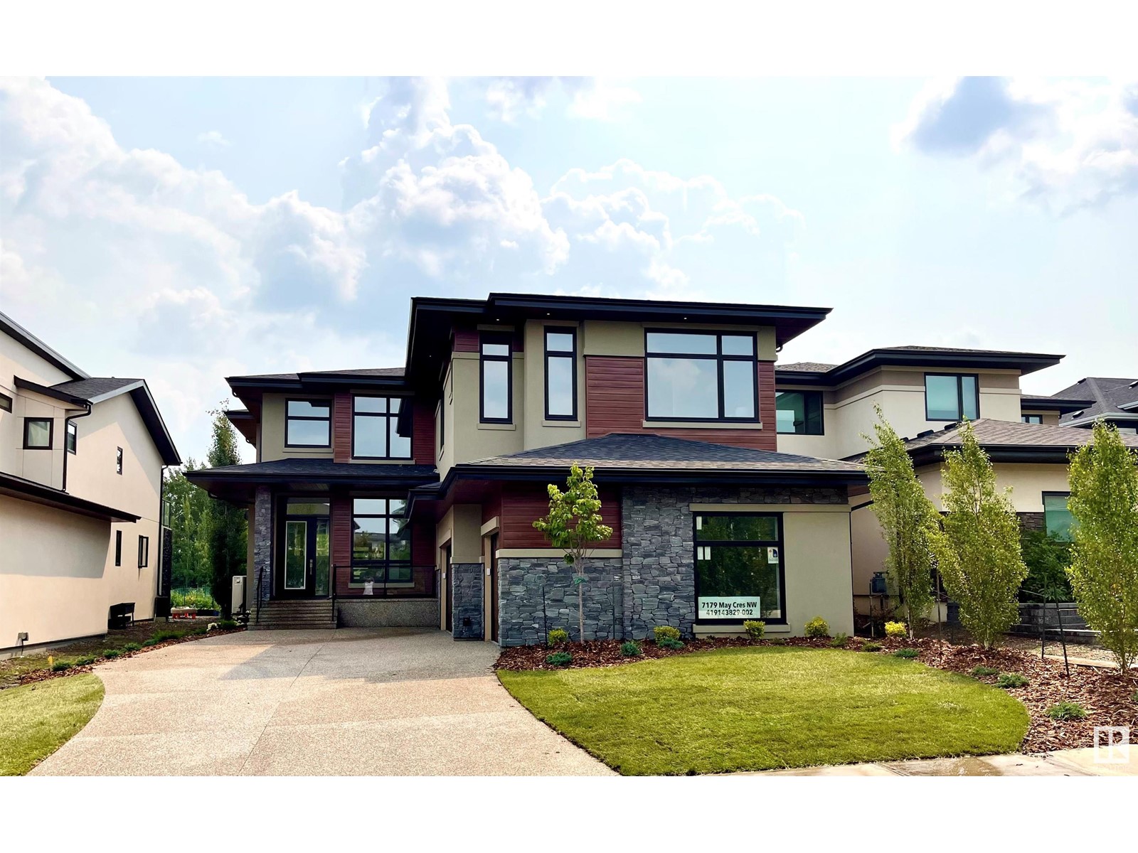 7179 May Cr Nw, Edmonton, Alberta  T6R 0V8 - Photo 1 - E4422427