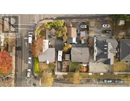 2345 Howard Rd Fernwood, Victoria, Ca
