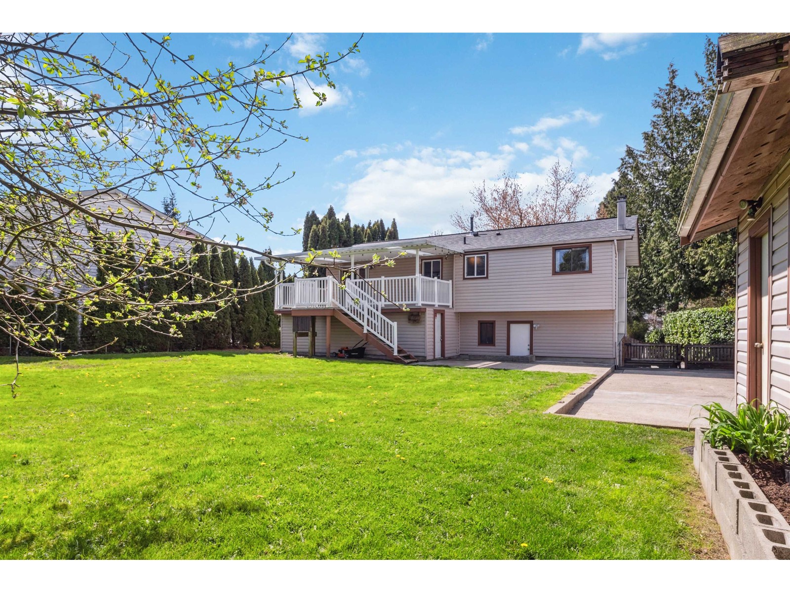 18329 Hunter Place, Surrey, British Columbia  V3S 5C6 - Photo 32 - R2992690