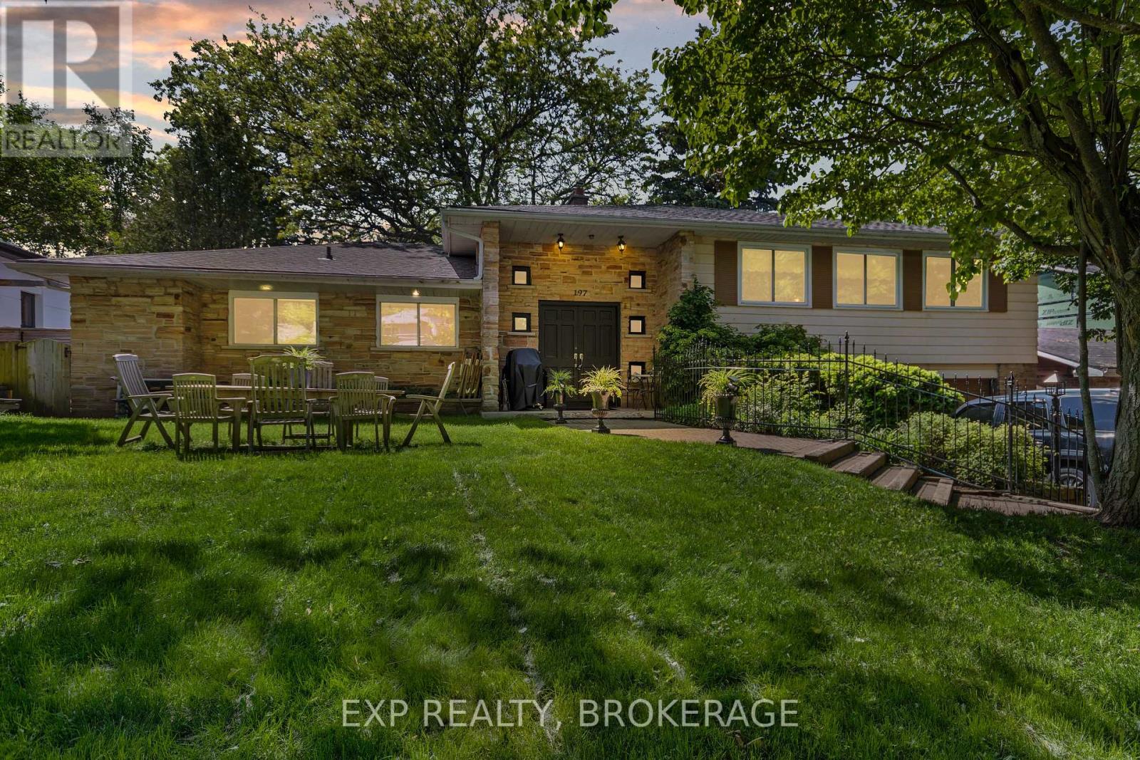 197 Fairway Hill Crescent, Kingston (Central City West), Ontario  K7M 2V5 - Photo 50 - X12099881