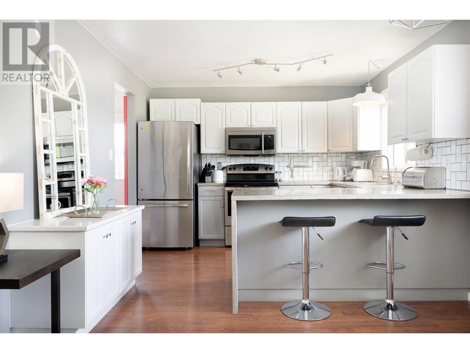 Property at 1343 Highland Drive S Unit# 2 image 2